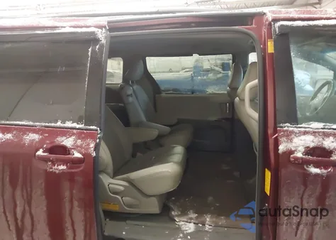 2013 Toyota Sienna Xle V6 8 Passenger from USA, damaged, VIN 5TDYK3DC8DS367590